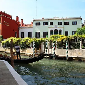 Accademia - Maravege 3*, Venedig Italien